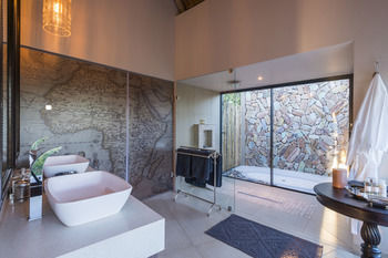เอเอ็ม ลอดจ์ Villa โฮดสปรูท ภายนอก รูปภาพ